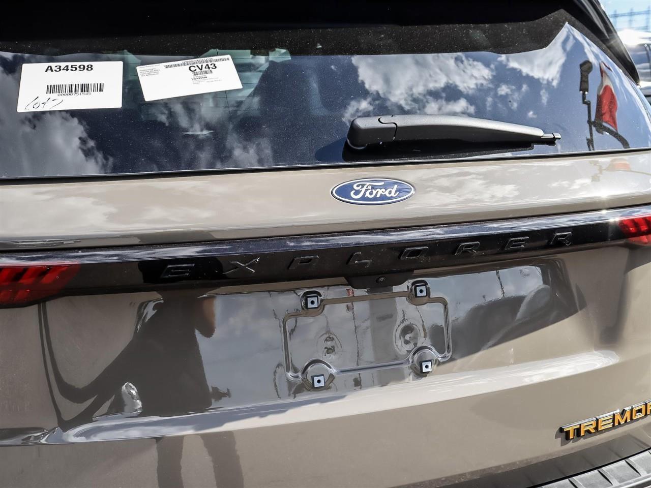 2027 Ford Explorer TREMOR Photo
