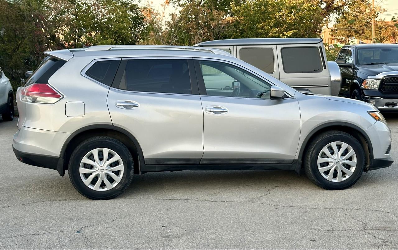 2015 Nissan Rogue  Photo