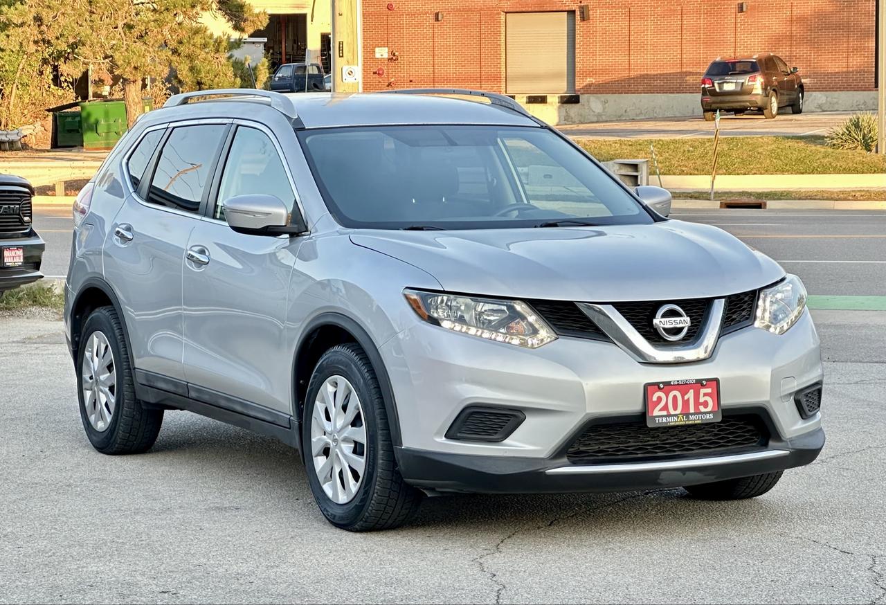 2015 Nissan Rogue  Photo