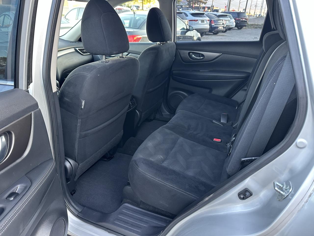 2015 Nissan Rogue  Photo
