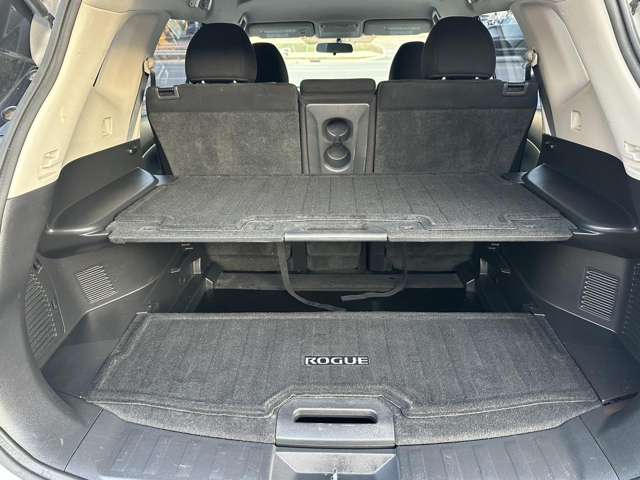 2015 Nissan Rogue  Photo