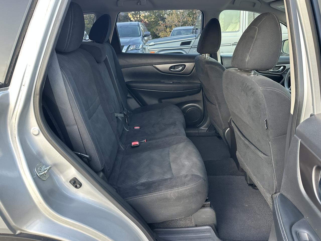 2015 Nissan Rogue  Photo
