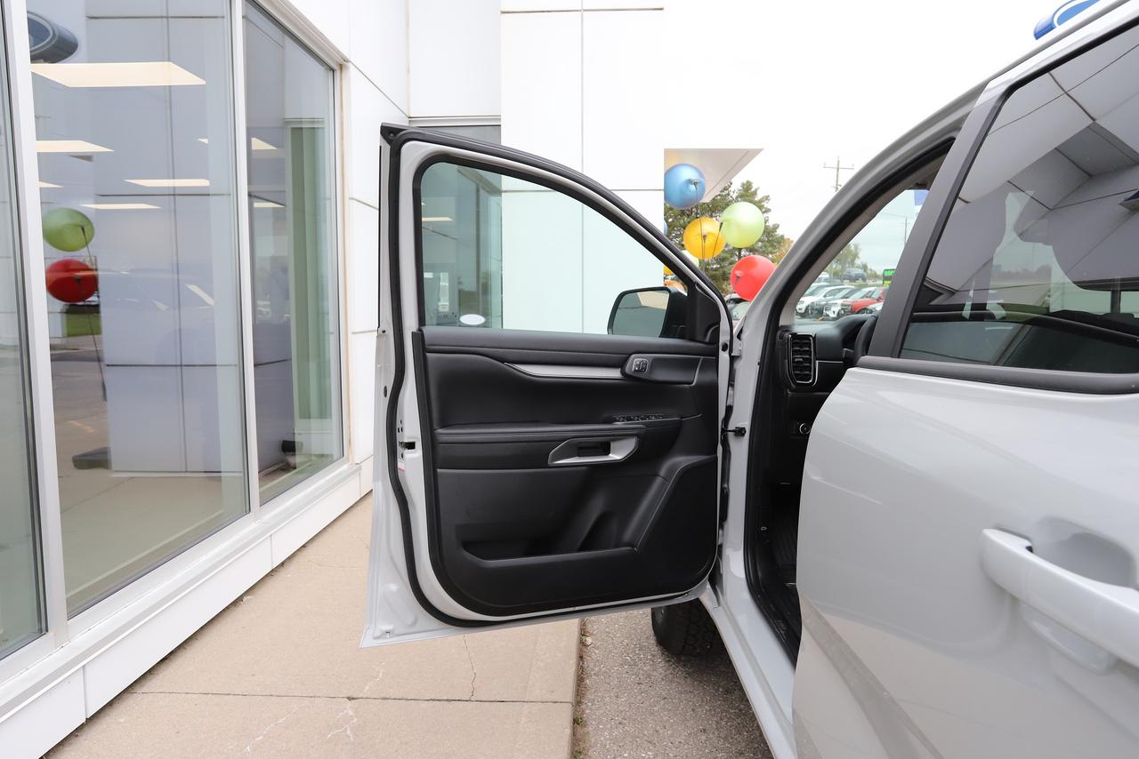 2026 Ford Ranger Lariat 4WD SuperCrew 5' Box Photo