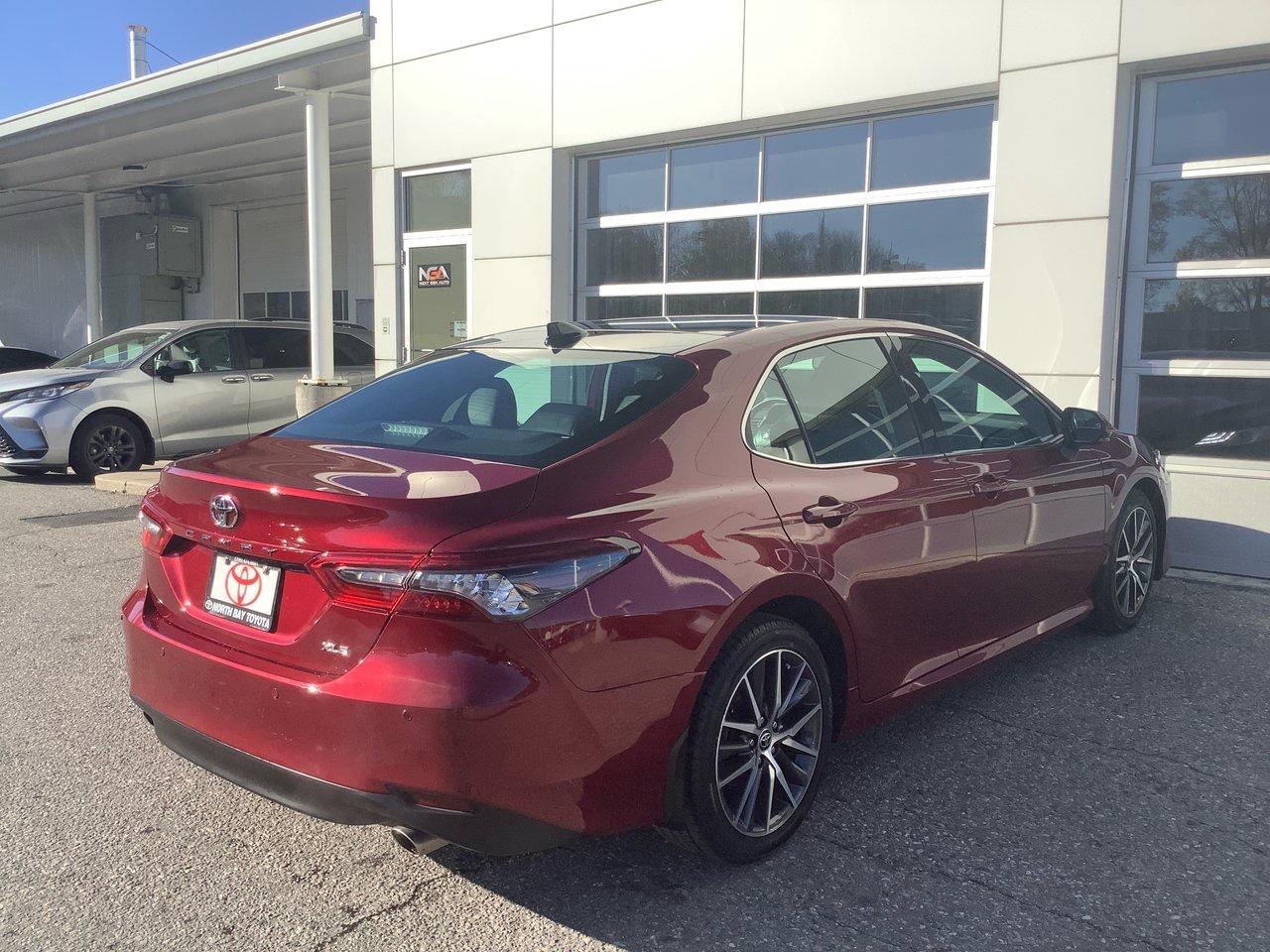 2021 Toyota Camry XLE Photo