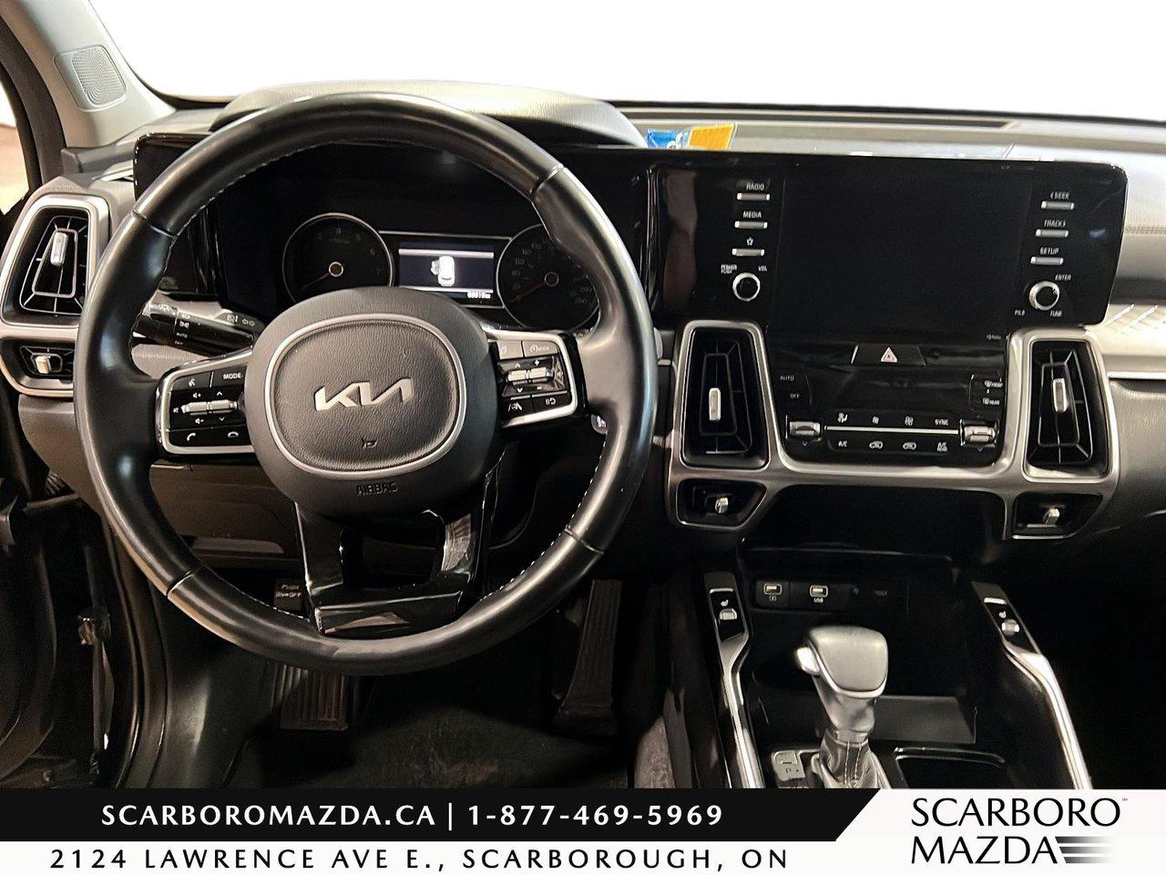 2023 Kia Sorento LX Premium Photo