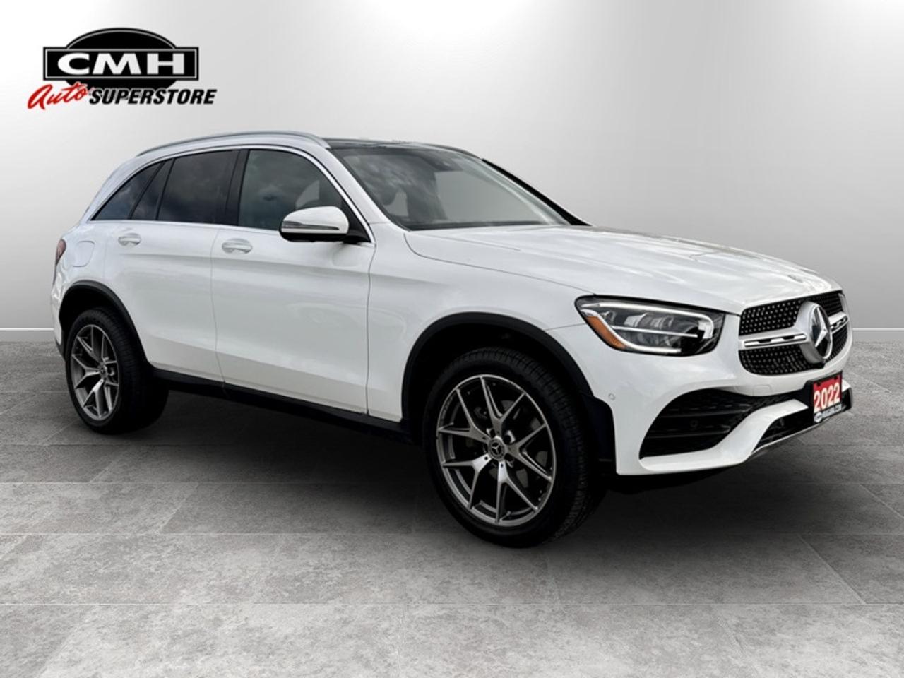 2022 Mercedes-Benz GLC 300 4MATIC®  **CLEAN CARFAX - LOW KMS** Photo