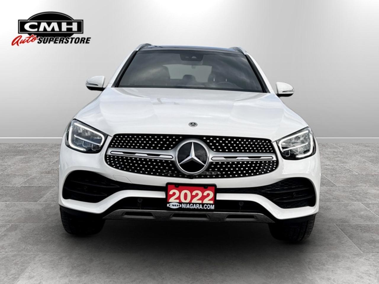 2022 Mercedes-Benz GLC 300 4MATIC®  **CLEAN CARFAX - LOW KMS** Photo
