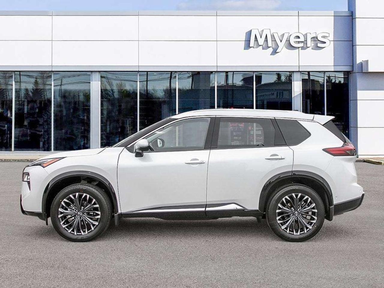 2026 Nissan Rogue Platinum  - Leather Seats Photo