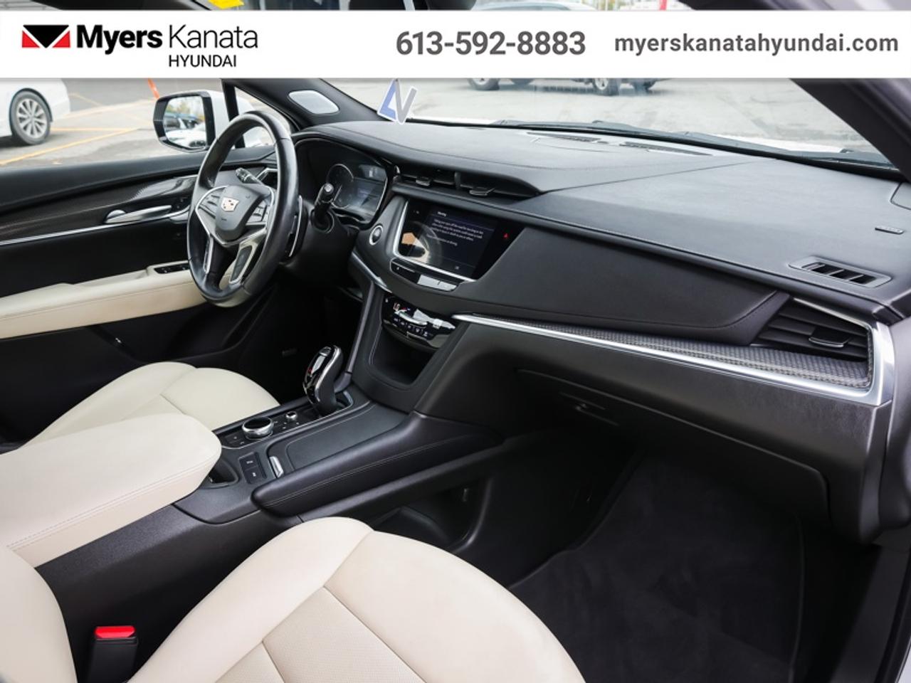 2024 Cadillac XT5 Sport  -  Navigation -  Leather Seats Photo