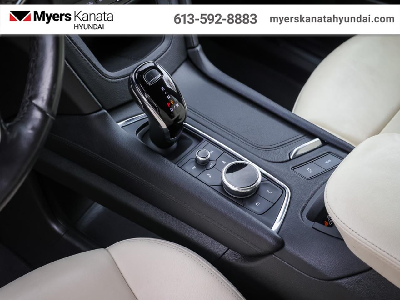2024 Cadillac XT5 Sport  -  Navigation -  Leather Seats Photo