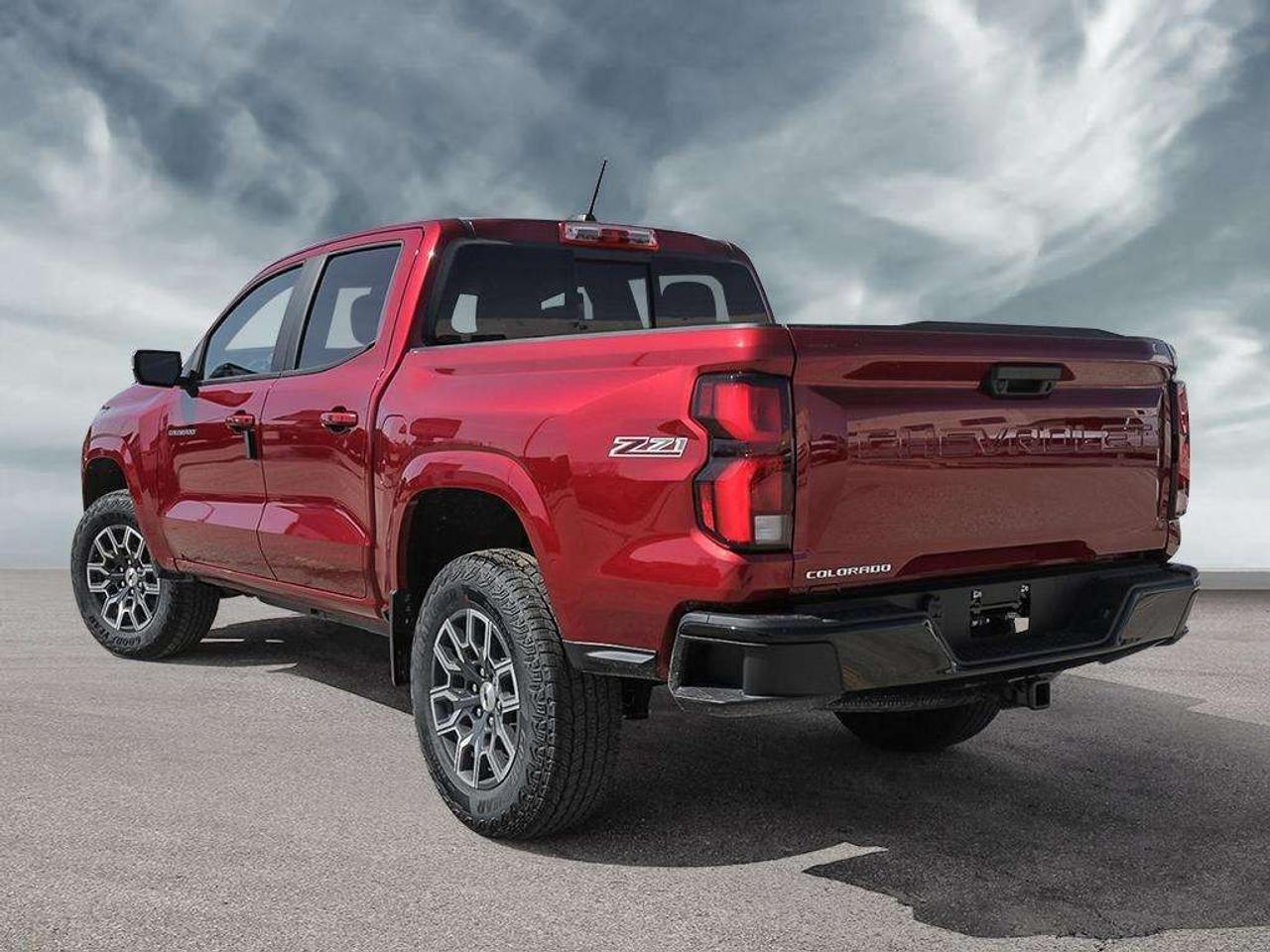 2026 Chevrolet Colorado Crew Cab Short Box 4-Wheel Drive Z71 Photo3