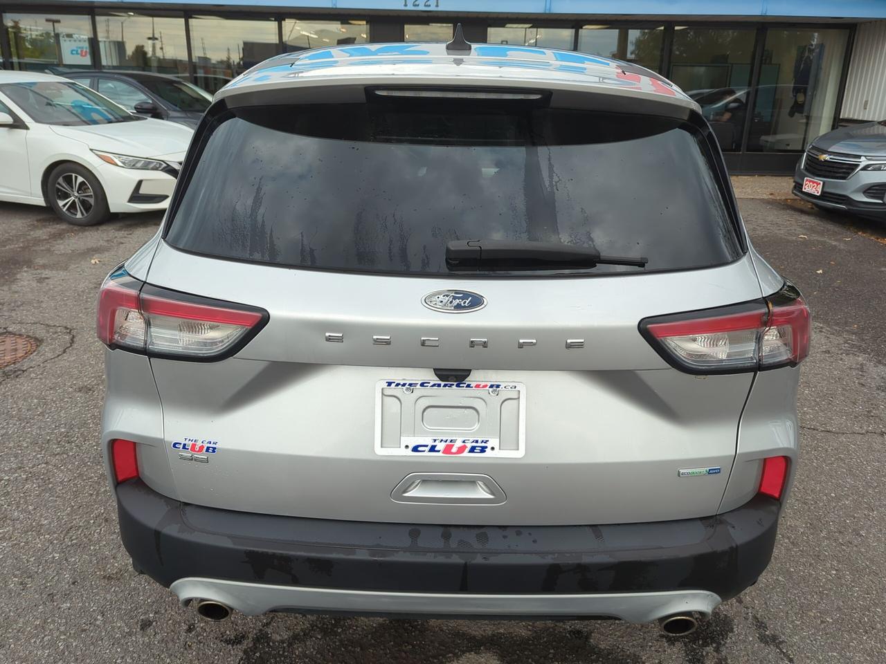 2020 Ford Escape SE