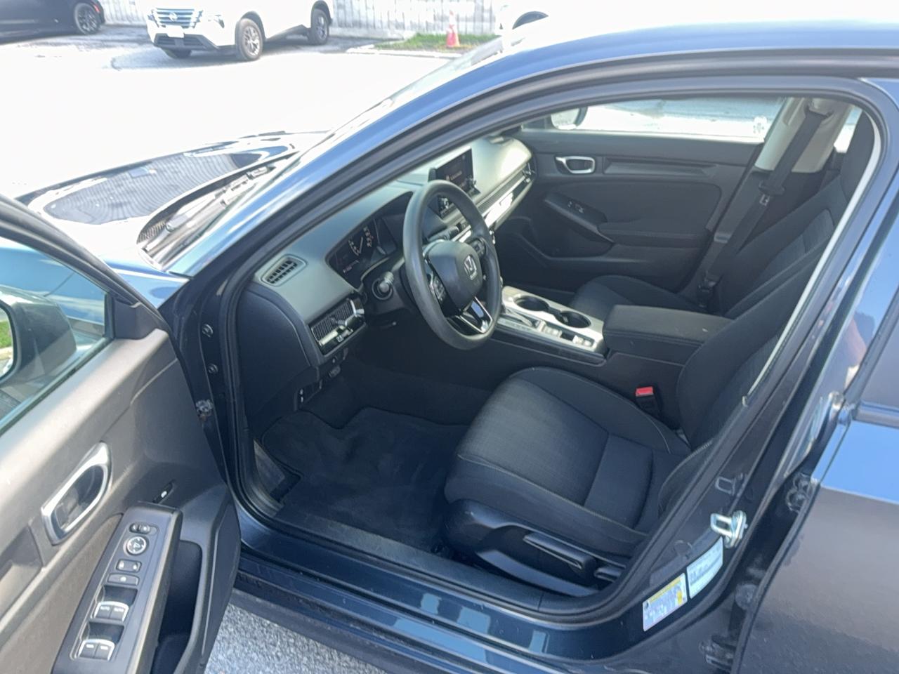 2022 Honda Civic SEDAN LX Photo
