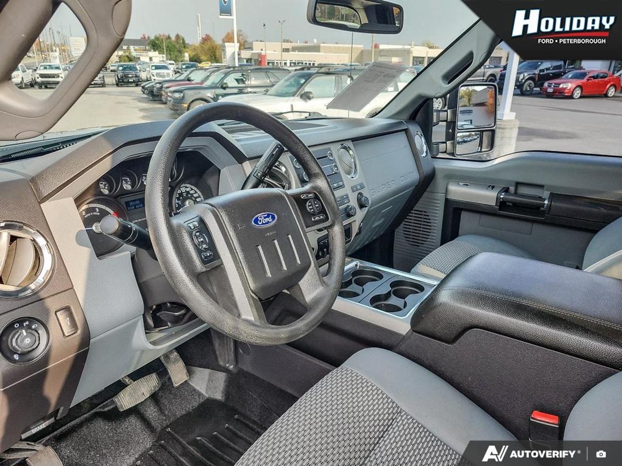 2016 Ford F-250 Super Duty SRW XLT Photo