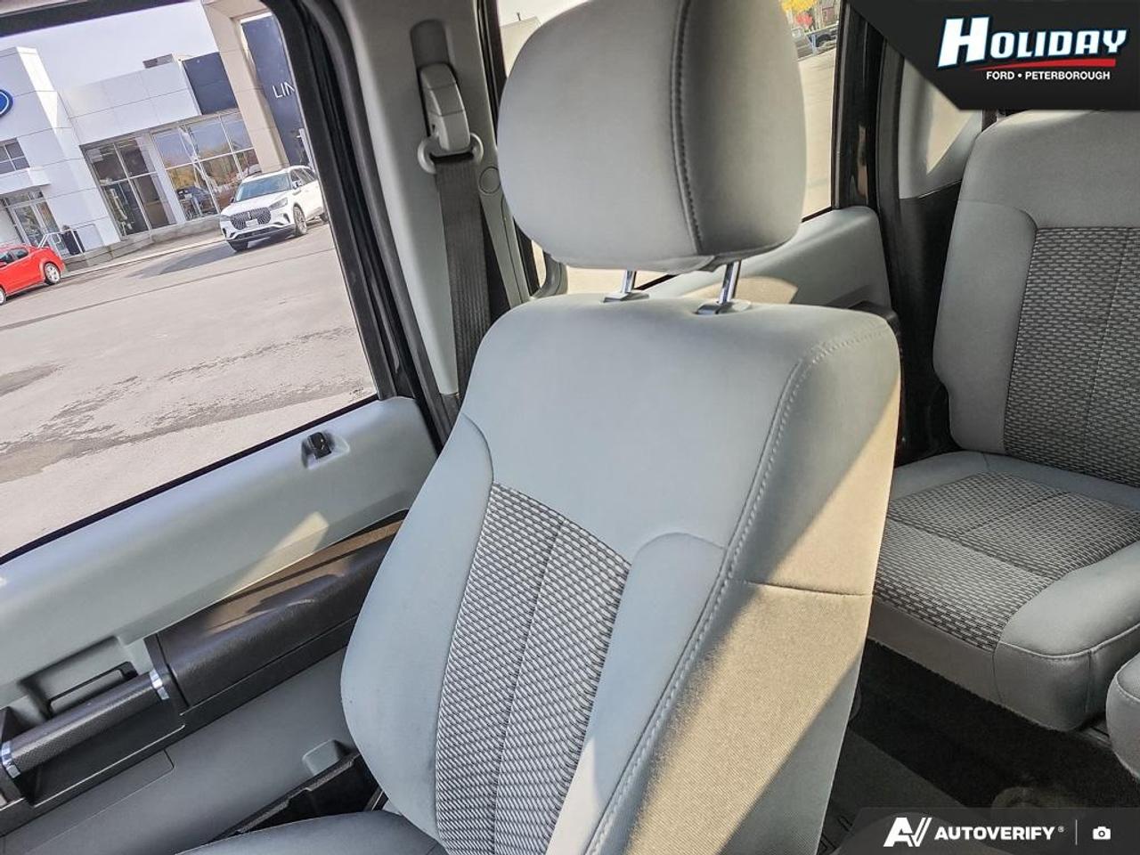 2016 Ford F-250 Super Duty SRW XLT Photo