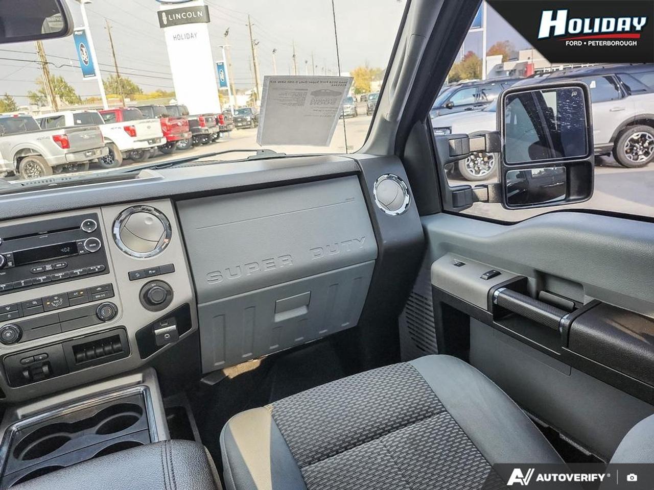 2016 Ford F-250 Super Duty SRW XLT Photo