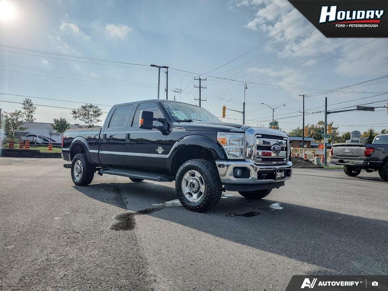 2016 Ford F-250 Super Duty SRW XLT Photo