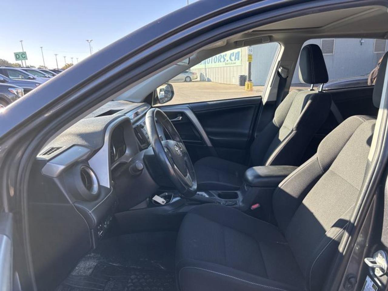 2018 Toyota RAV4 XLE AWD | One Owner | No Accidents | Heated Steering Photo