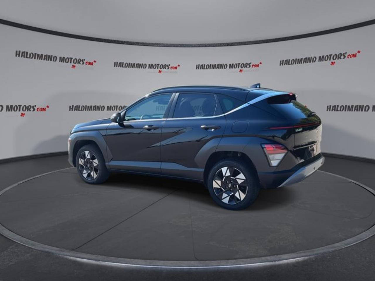 2025 Hyundai KONA 2.0L Preferred AWD | Leather Seats Photo