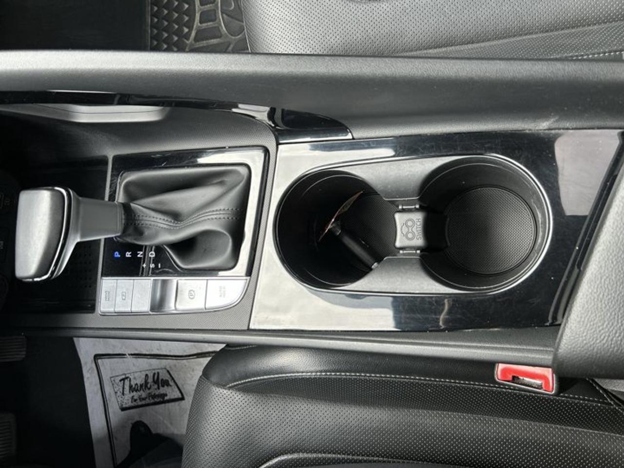 2023 Hyundai Elantra Luxury | One Owner | No Accidents | Sunroof | Leather Seats Photo