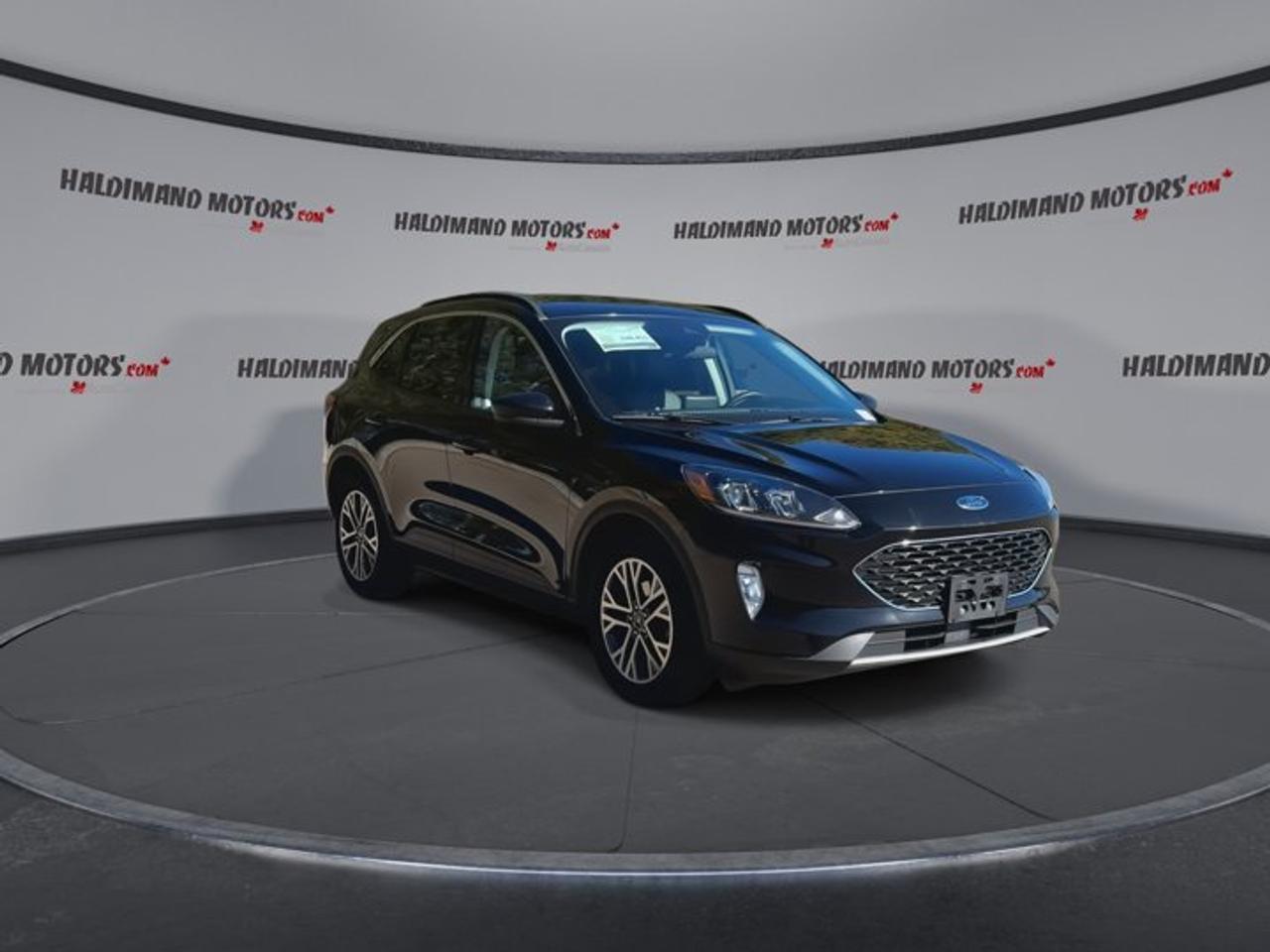 2021 Ford Escape SEL FWD | No Accidents | Leather Seats | Heated Steering Wheel Photo1