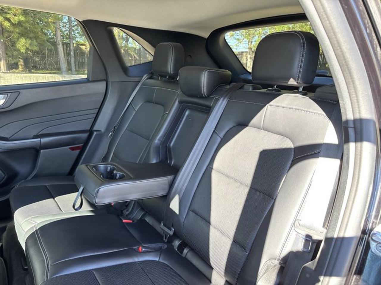 2021 Ford Escape SEL FWD | No Accidents | Leather Seats | Heated Steering Wheel Photo