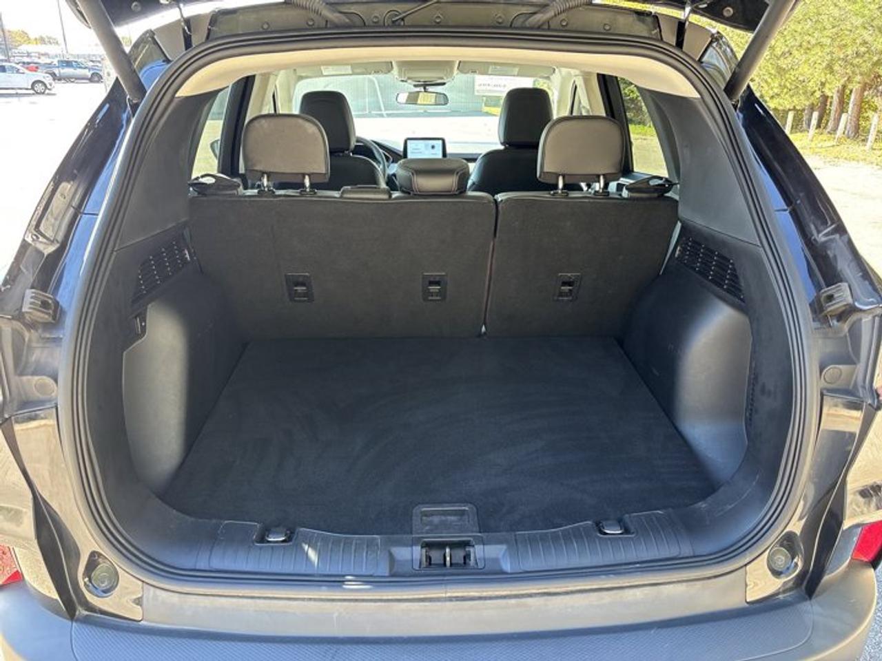 2021 Ford Escape SEL FWD | No Accidents | Leather Seats | Heated Steering Wheel Photo