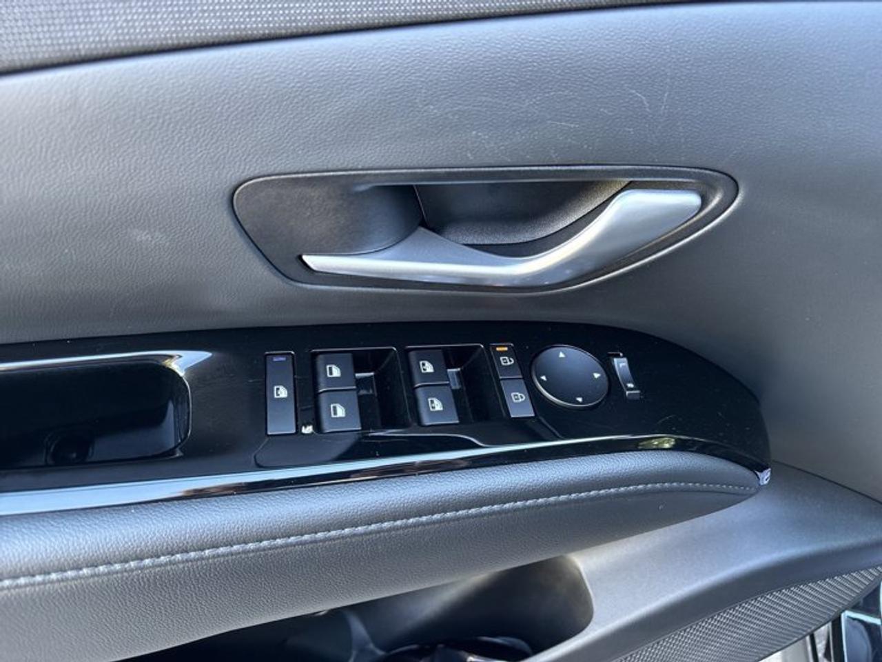 2025 Hyundai Tucson Preferred AWD | Pano. Sunroof | Leather Seats Photo
