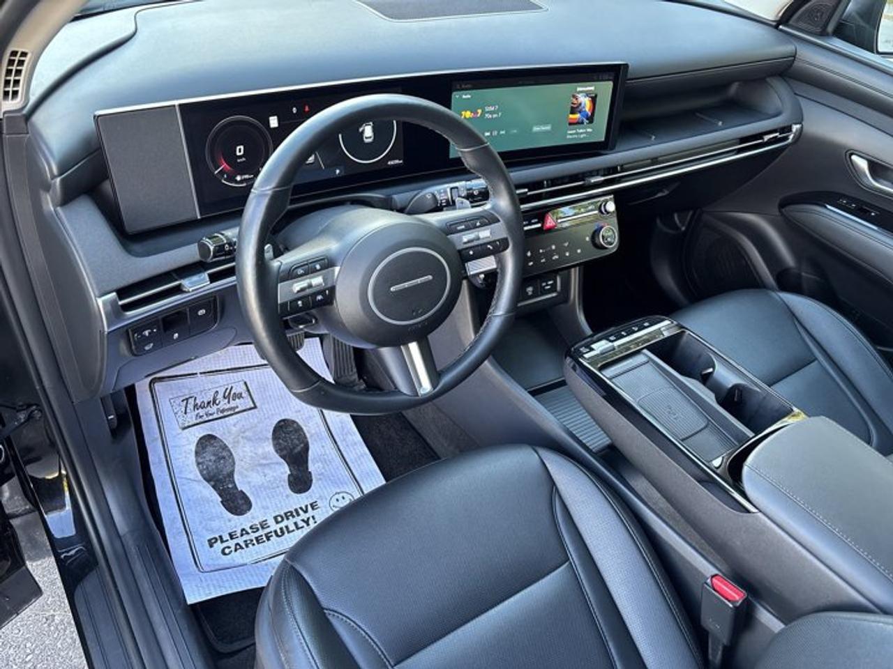 2025 Hyundai Tucson Preferred AWD | Pano. Sunroof | Leather Seats Photo