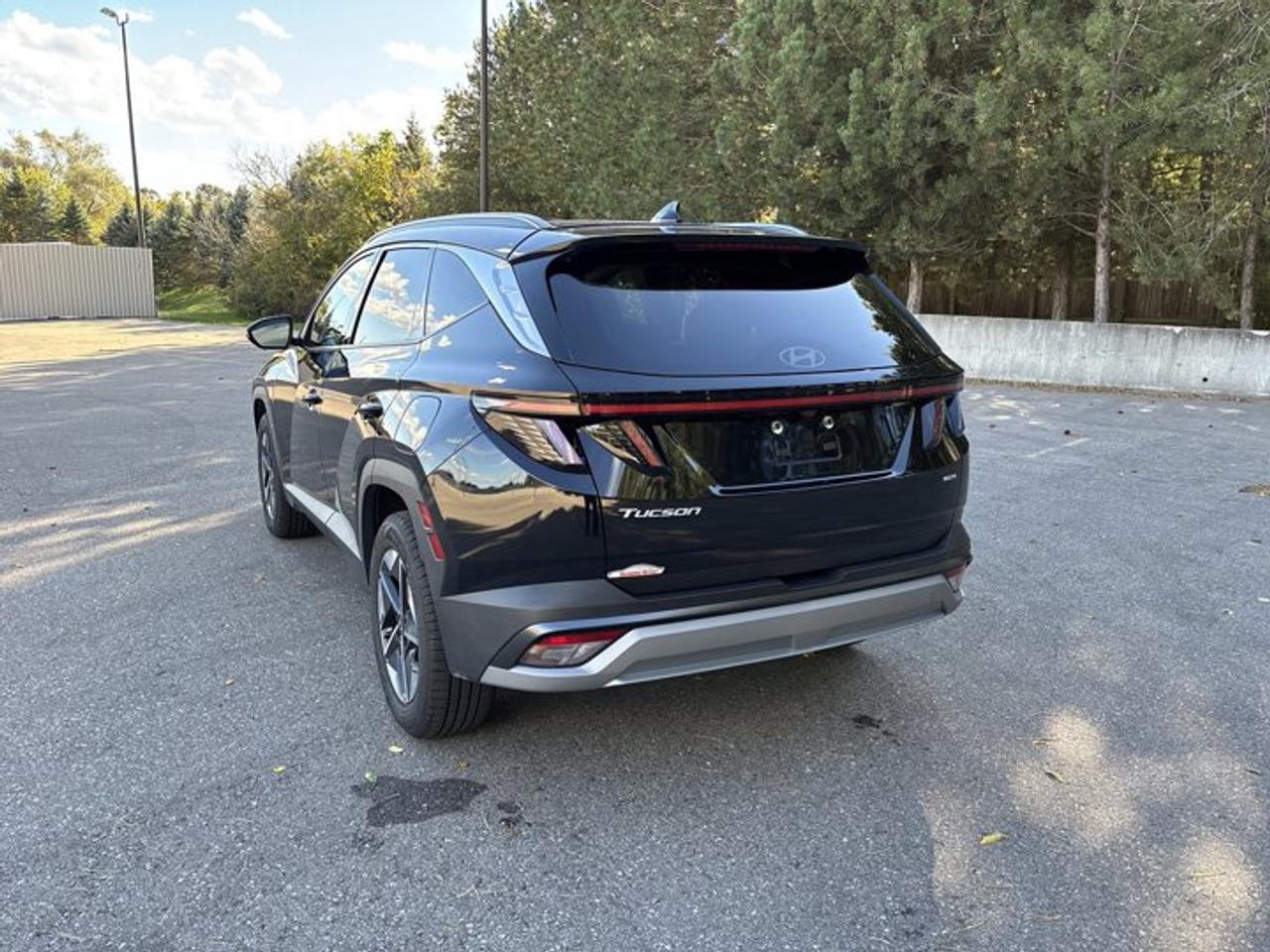 2025 Hyundai Tucson Preferred AWD | Pano. Sunroof | Leather Seats Photo