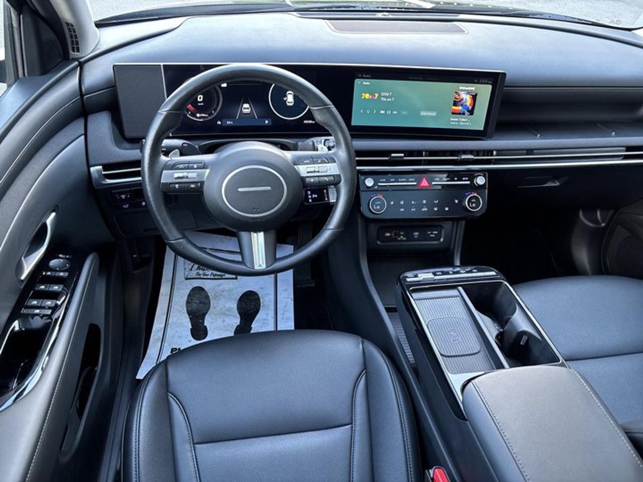 2025 Hyundai Tucson Preferred AWD | Pano. Sunroof | Leather Seats Photo