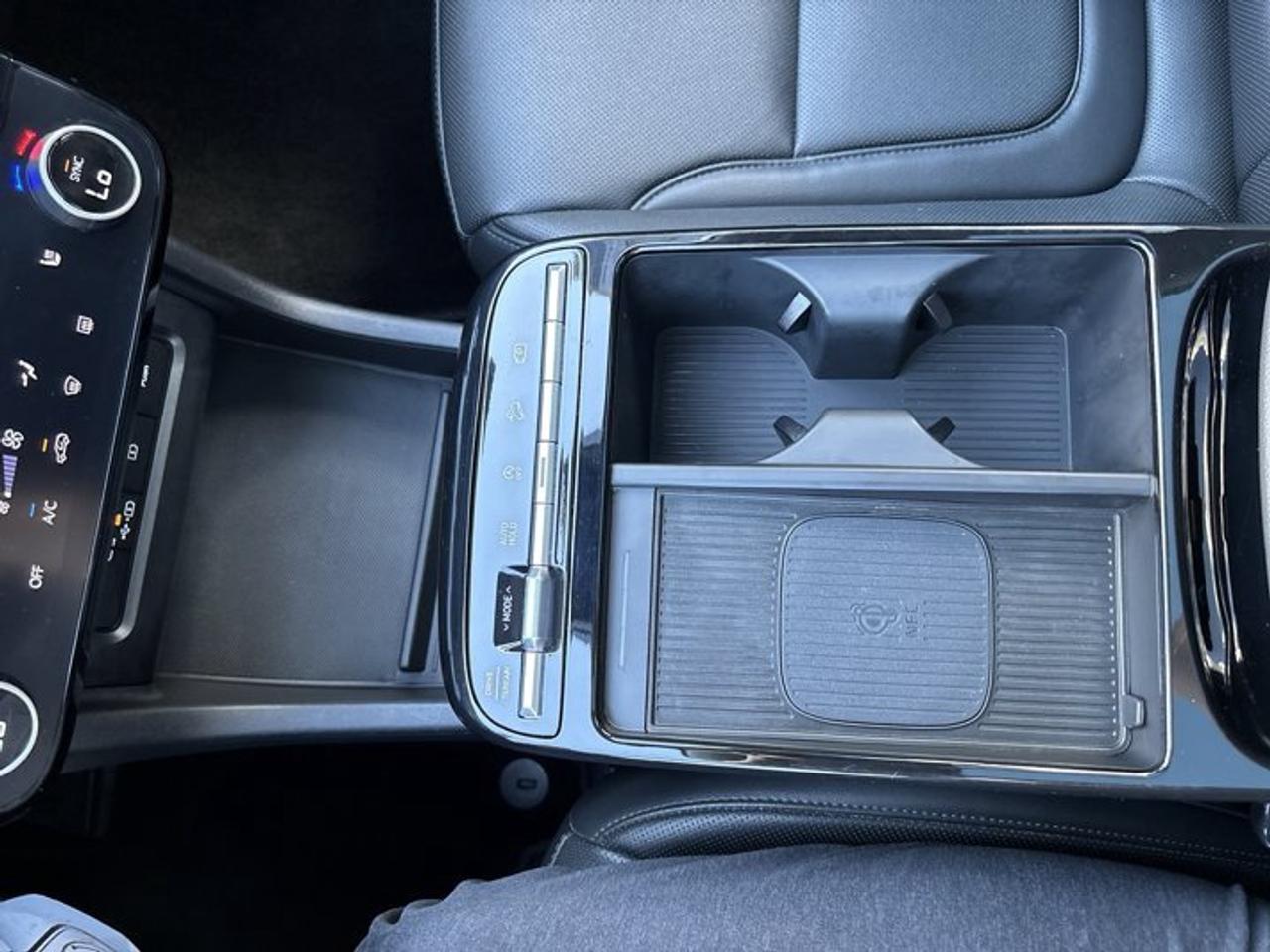 2025 Hyundai Tucson Preferred AWD | Pano. Sunroof | Leather Seats Photo