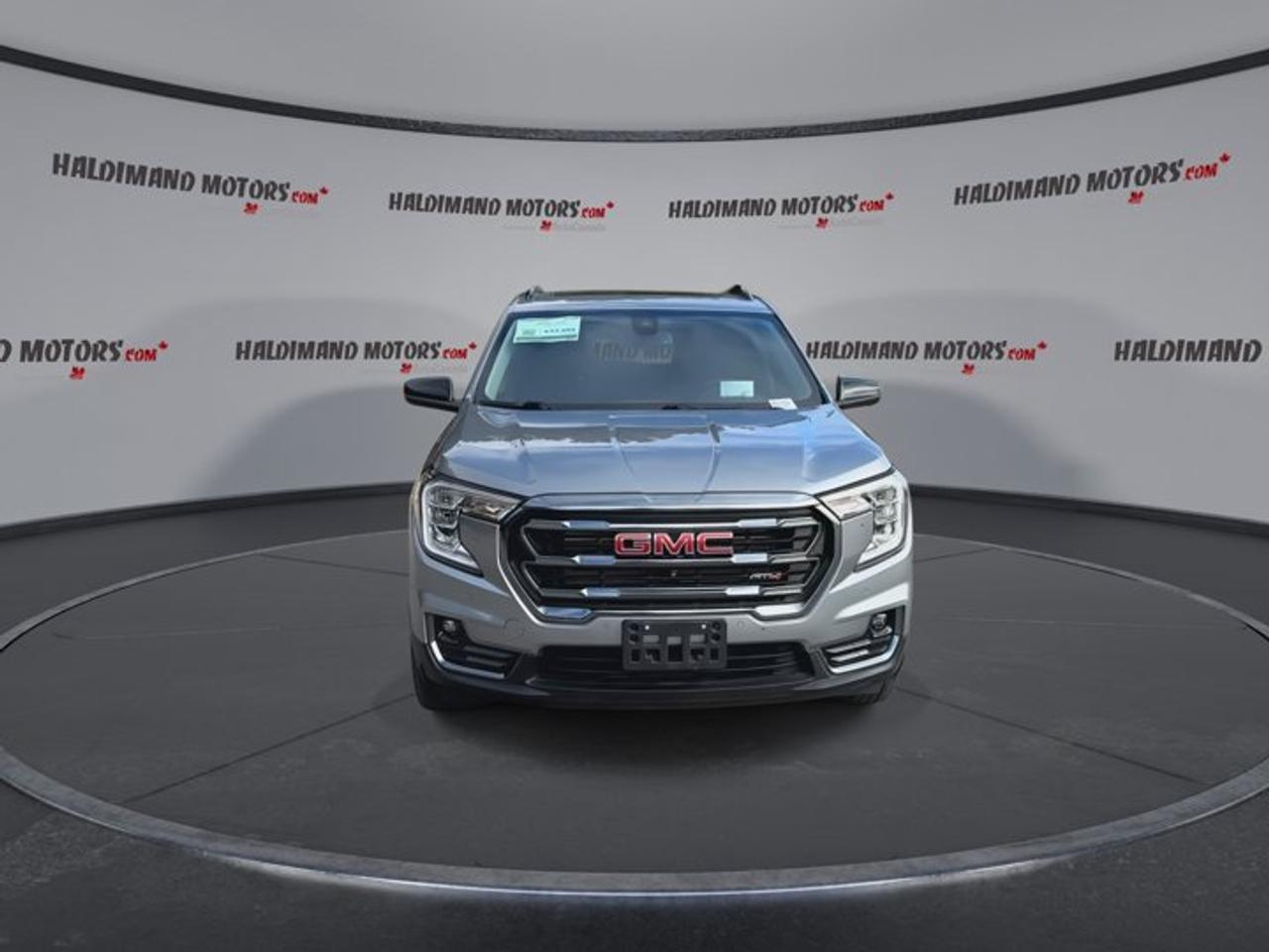 2024 GMC Terrain AT4 AWD | One Owner | No Accidents | Leather Seats Photo