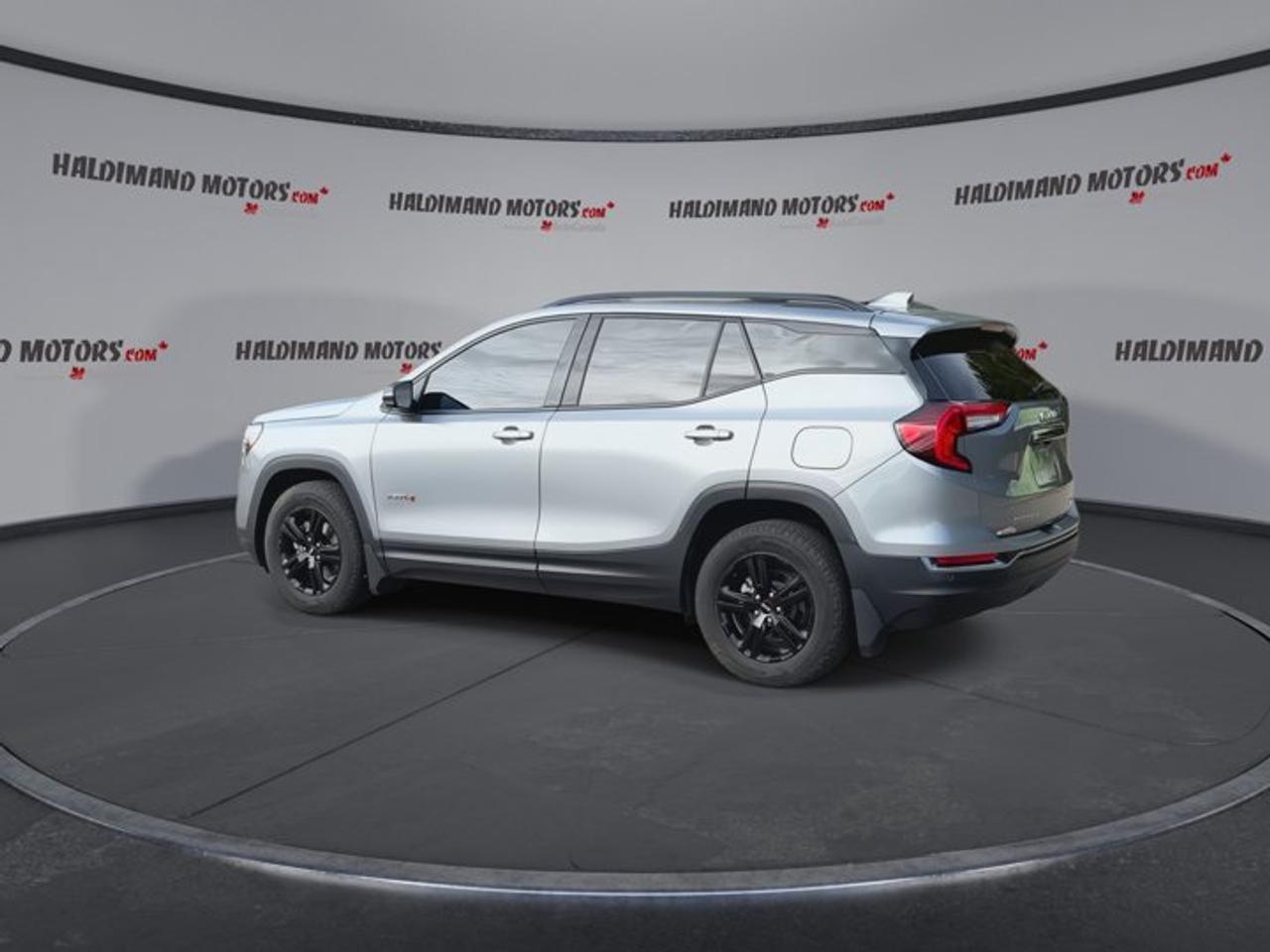 2024 GMC Terrain AT4 AWD | One Owner | No Accidents | Leather Seats Photo