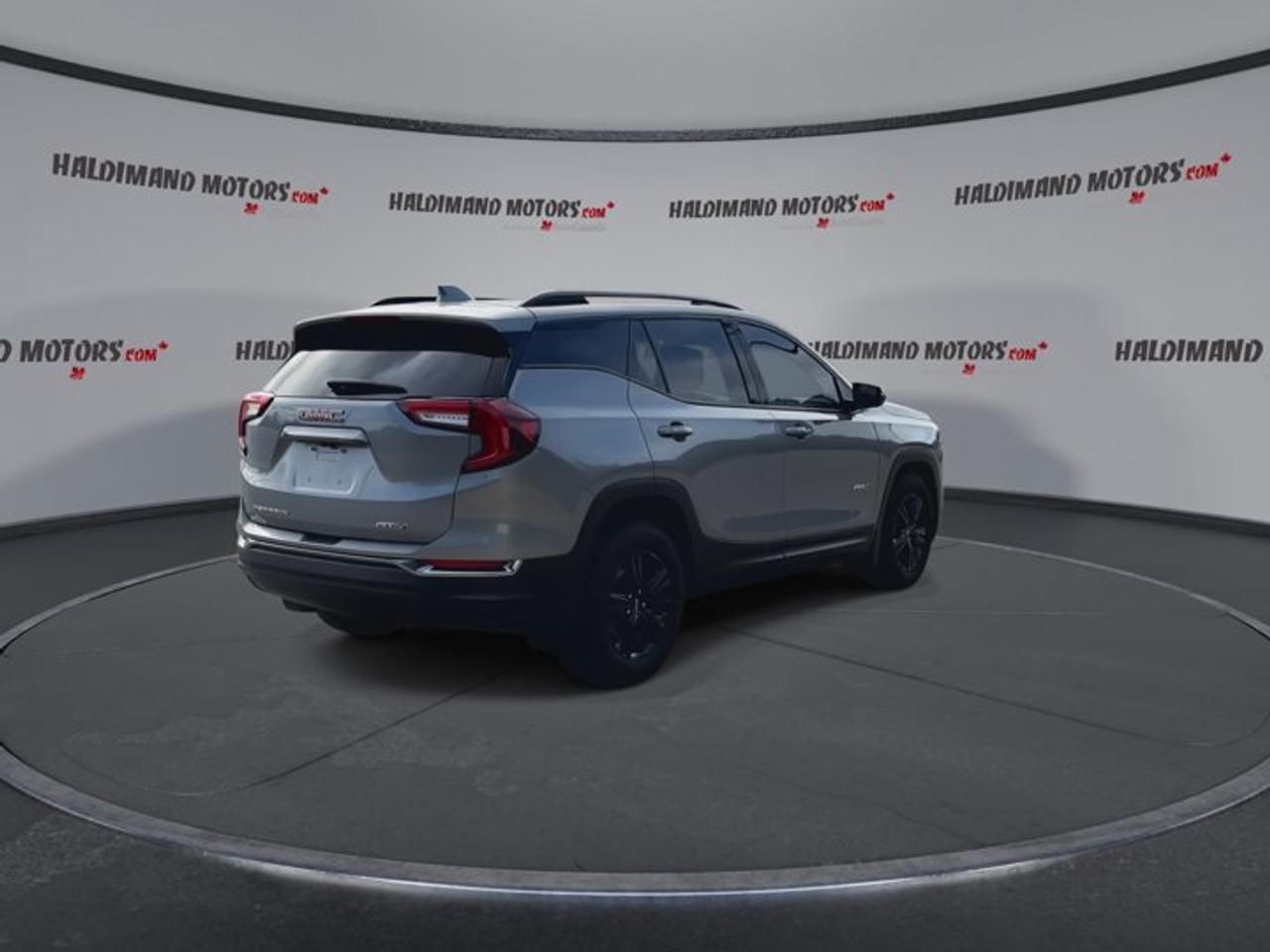 2024 GMC Terrain AT4 AWD | One Owner | No Accidents | Leather Seats Photo