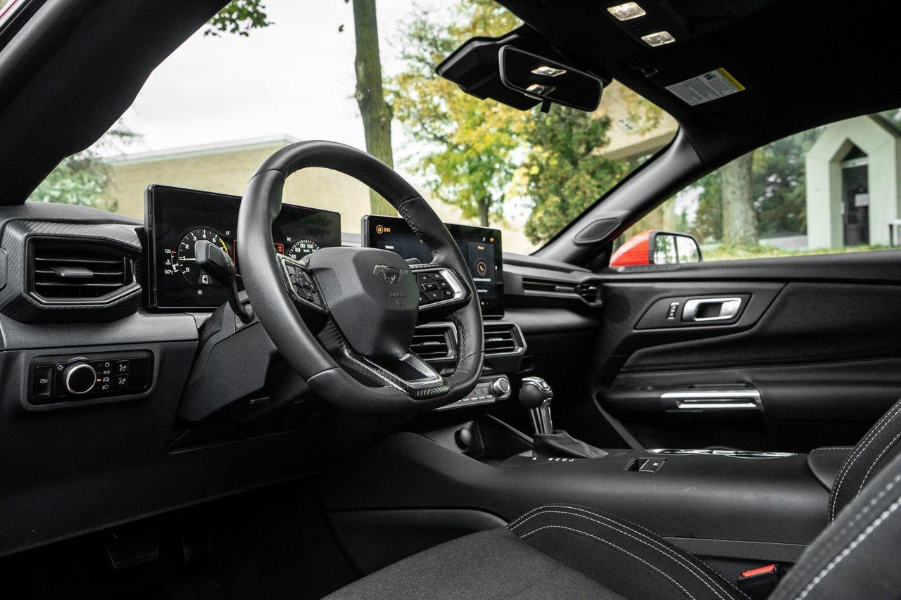 2025 Ford Mustang EcoBoost Photo