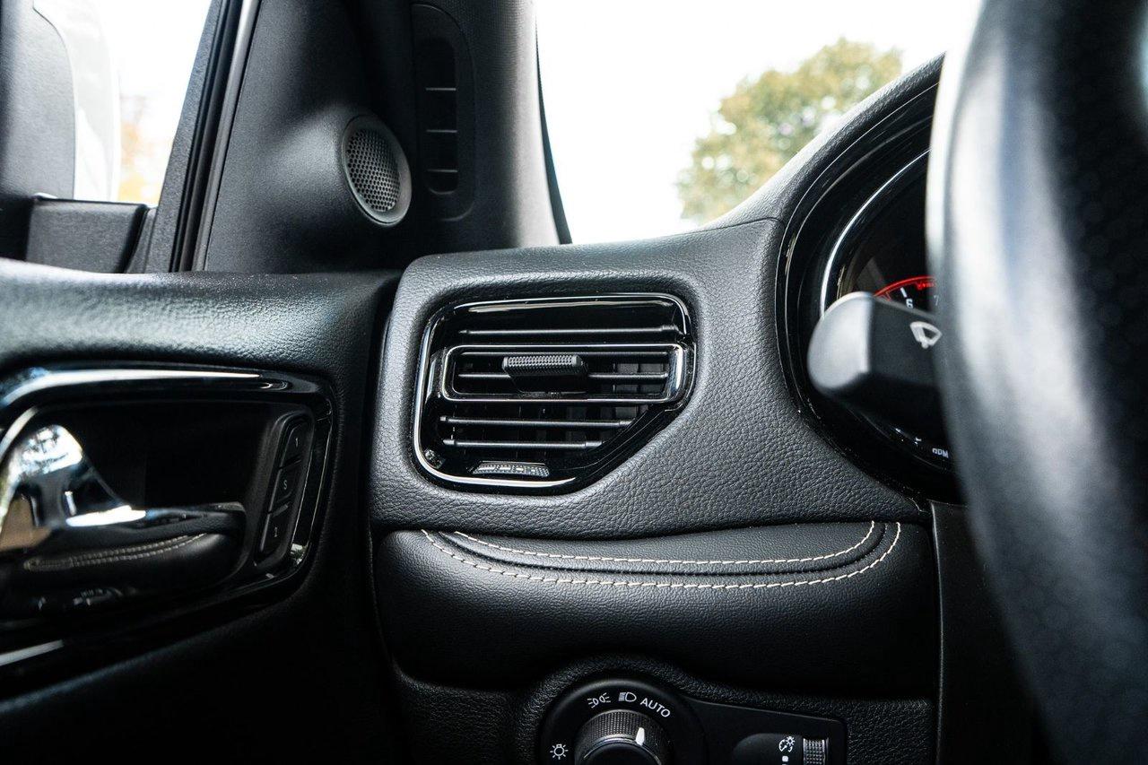 2022 Dodge Durango GT Photo