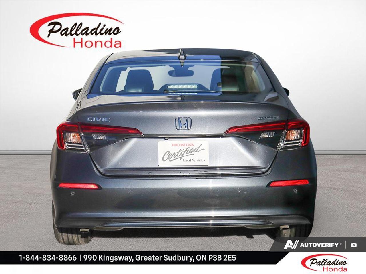 2024 Honda Civic Sedan Touring Photo