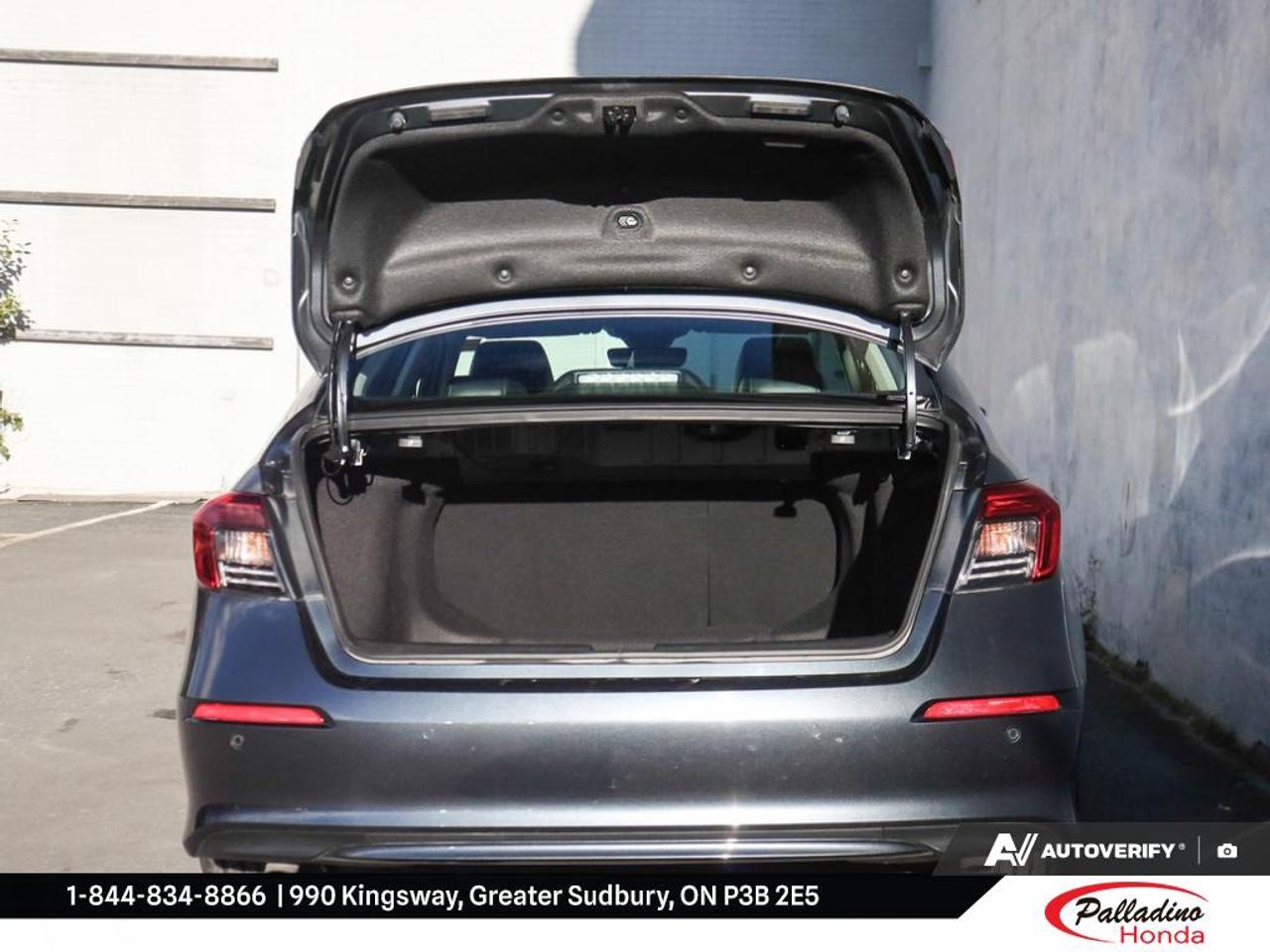 2024 Honda Civic Sedan Touring Photo
