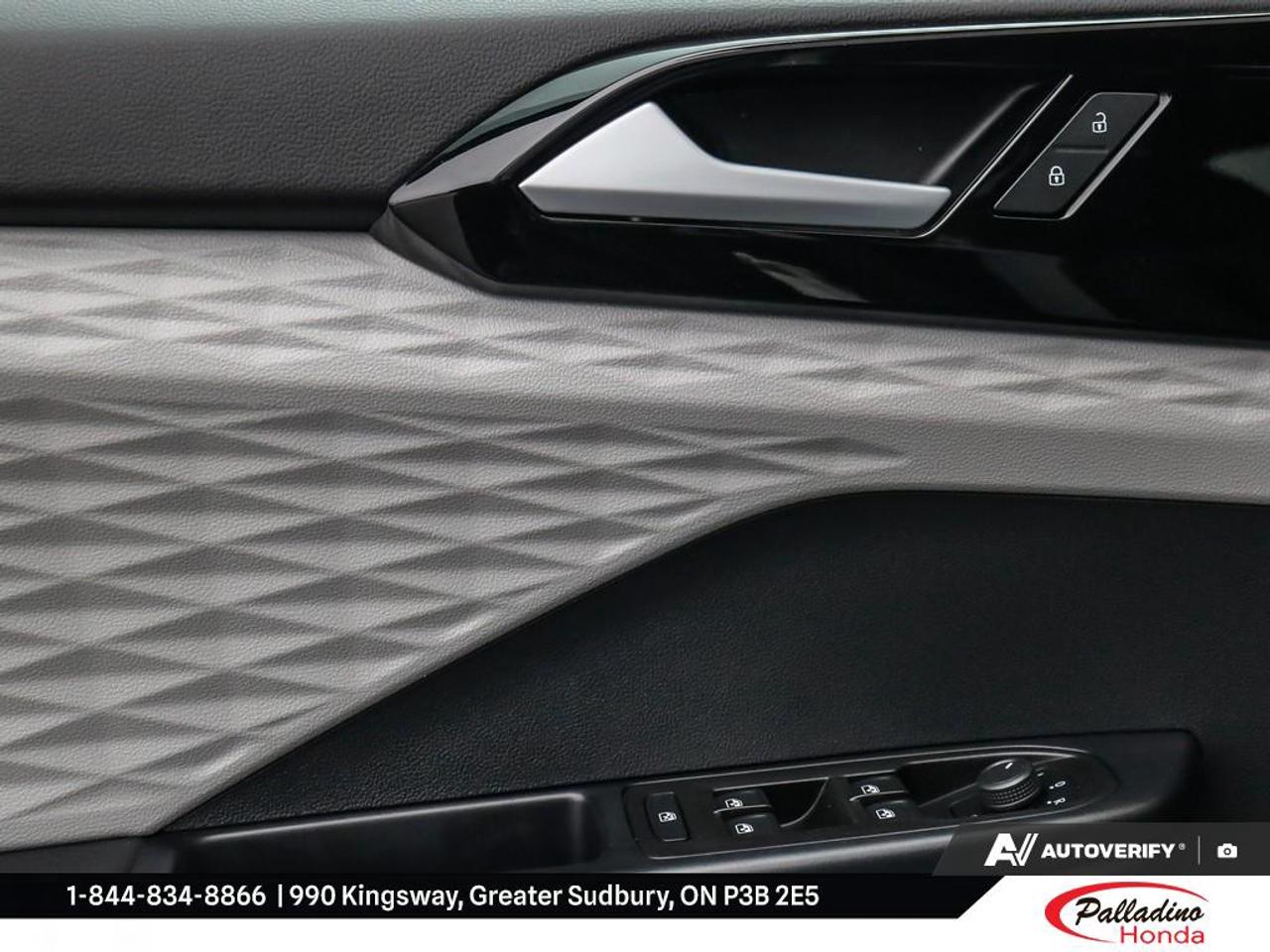 2024 Volkswagen Taos Trendline Photo