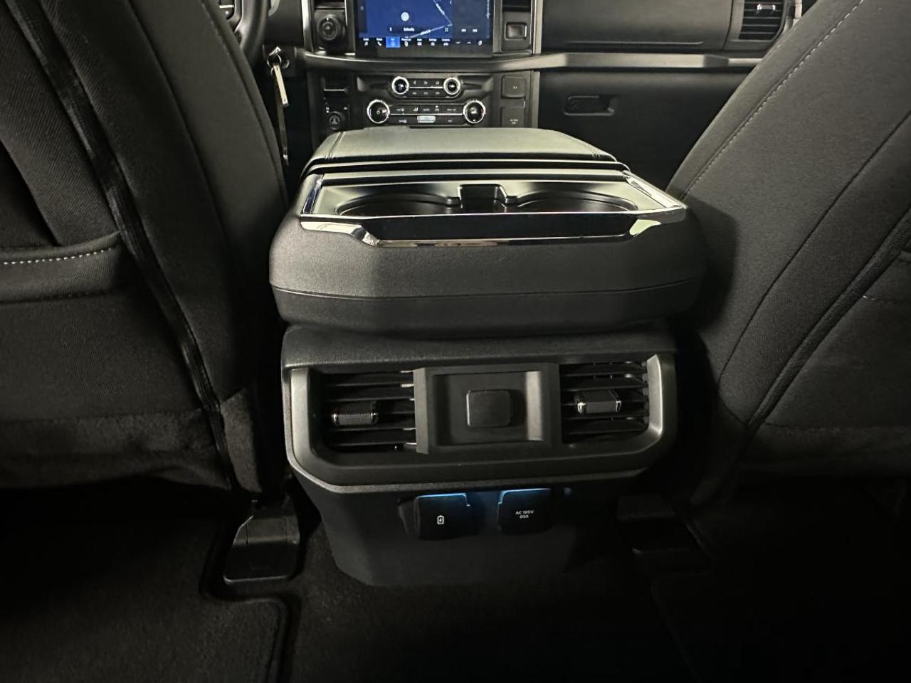 2024 Ford F-150 XLT/3.5/HYBRID/PWR BUCKETS/CONSOLE/NAVI/OFF 1 OWNER FORD LEASE! Photo