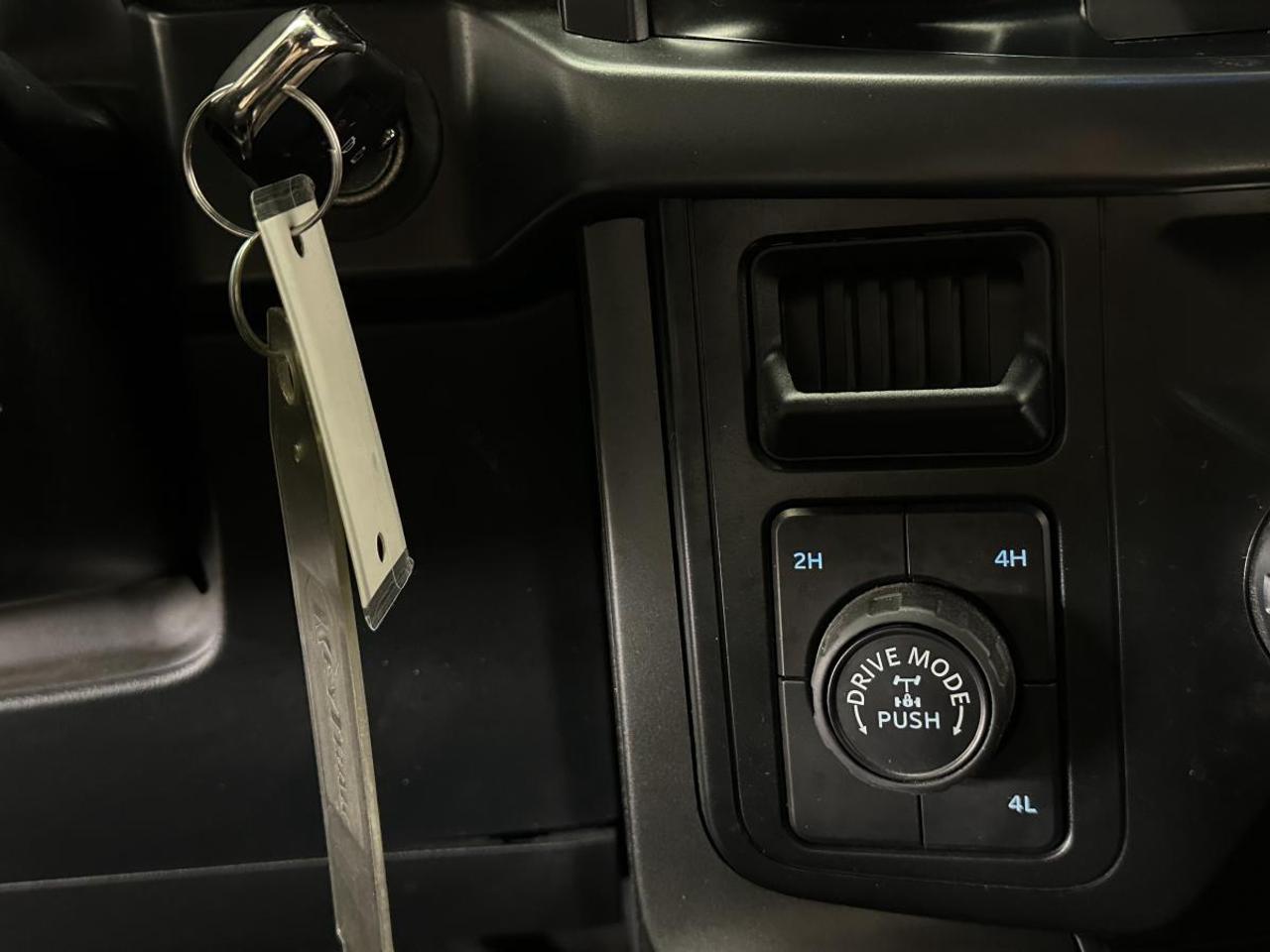2024 Ford F-150 XLT/3.5/HYBRID/PWR BUCKETS/CONSOLE/NAVI/OFF 1 OWNER FORD LEASE! Photo