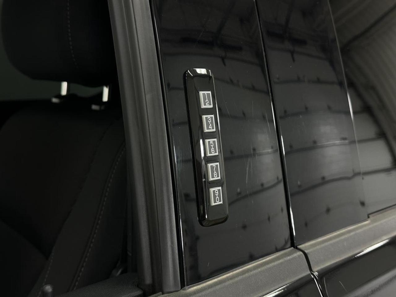 2024 Ford F-150 XLT/3.5L/HYBRID/38KM/NAV/PWR BUCKETS/CONSOLE/OFF 1 OWNER LEASE! Photo