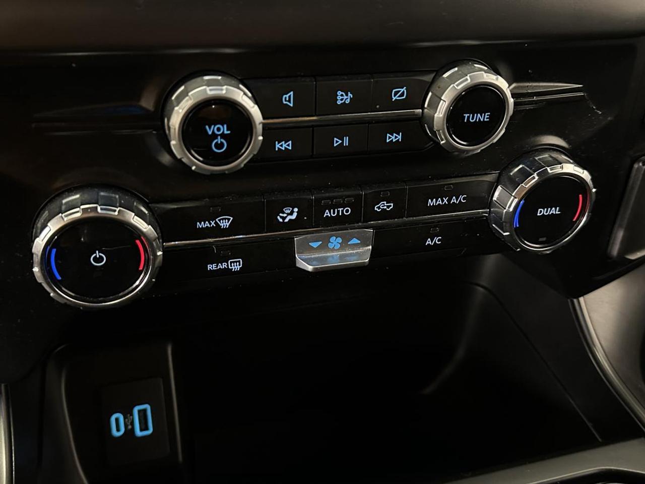 2024 Ford F-150 XLT/3.5L/HYBRID/38KM/NAV/PWR BUCKETS/CONSOLE/OFF 1 OWNER LEASE! Photo