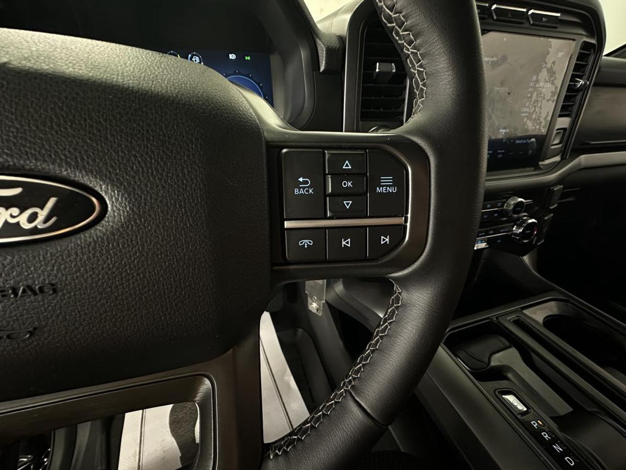 2024 Ford F-150 XLT/3.5L/HYBRID/38KM/NAV/PWR BUCKETS/CONSOLE/OFF 1 OWNER LEASE! Photo