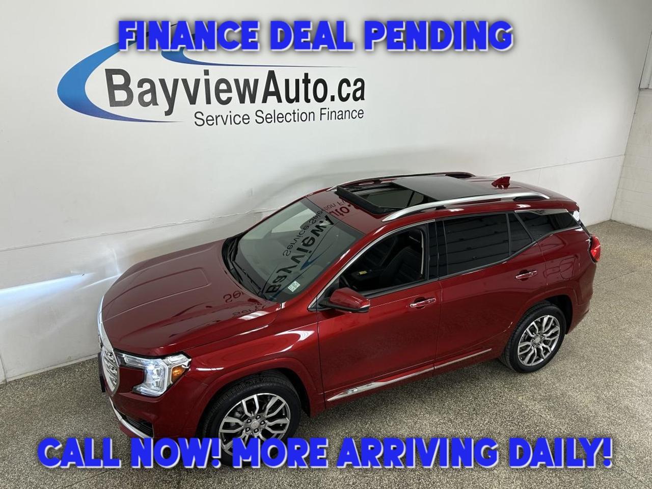 2024 GMC Terrain Denali DENALI/AWD/LEATHER/PANOROOF/NAVI/26KM/OFF 1 OWNER LEASE! Photo