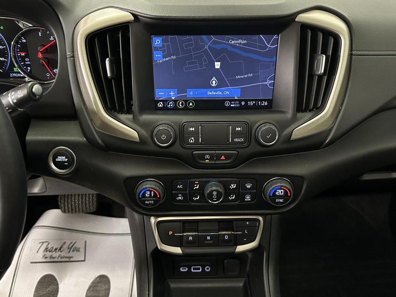 2024 GMC Terrain Denali DENALI/AWD/LEATHER/PANOROOF/NAVI/1 OWNER/28KM! Photo