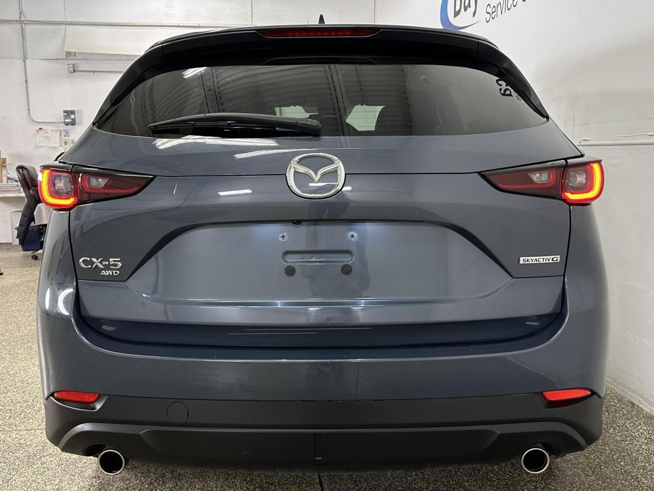 2025 Mazda CX-5 GS/AWD/PWR HEATED SEATS &amp; WHEEL/LEATHER/PWR GATE/CARPLAY/MORE! Photo