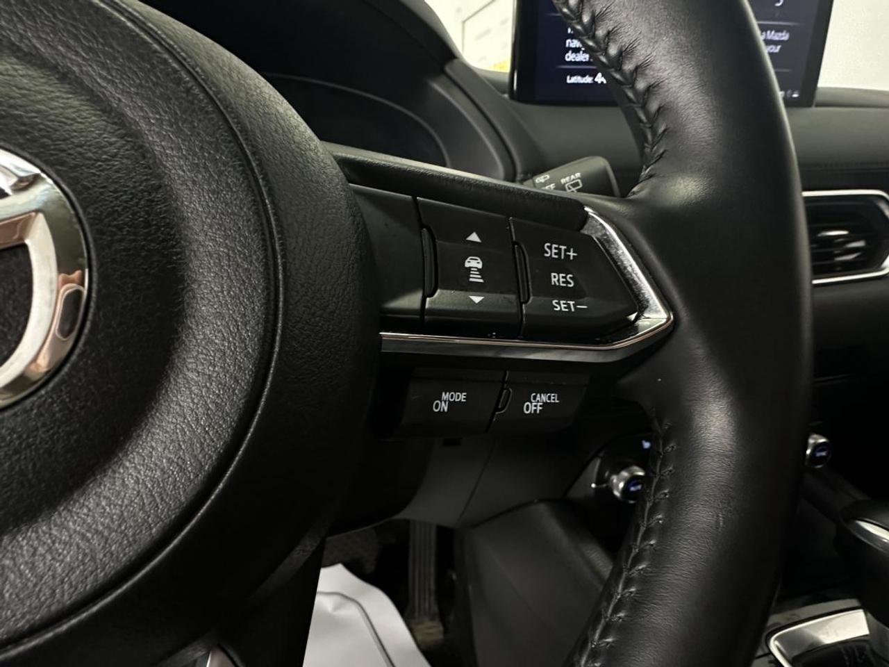 2025 Mazda CX-5 GS/AWD/PWR HEATED SEATS &amp; WHEEL/LEATHER/PWR GATE/CARPLAY/MORE! Photo
