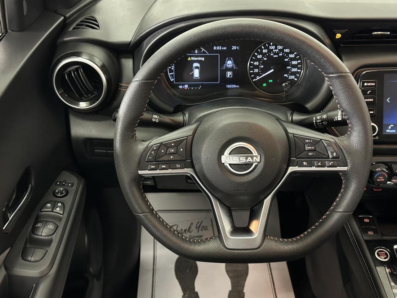 2024 Nissan Kicks SR/PREMIUM/2-TONE LEATHER/2-TONE ROOF/16KM/OFF 1 OWNER LEASE! Photo